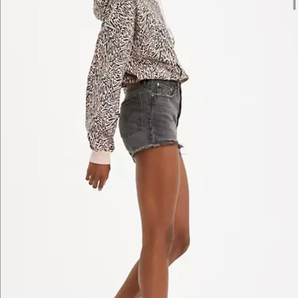 Levi’s 501 Denim Shorts - Picture 2 of 7